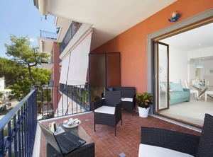 Amore Rentals Terrace Air Conditioning Internet | Sorrento