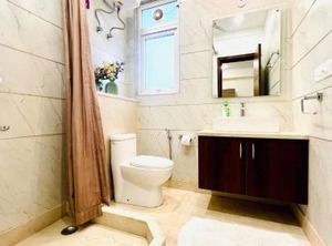 Bluo Golf Course Road Lift | Gurugram