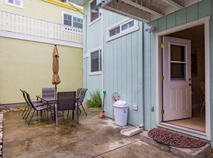 Capitola Village Seashell Blocks Beach | Capitola