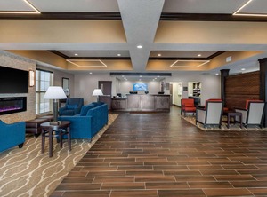 Comfort Inn Suites Cedar Rapids Eastern Iowa Airport | Cedar Rapids - Iowa City