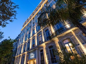 B Hôtel Antibes Sophia Antipolis | Jean-Medecin