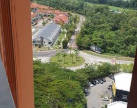 Suria Jelutong | Bukit Jelutong
