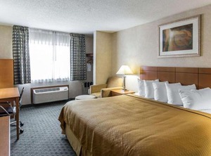 Quality Inn At Collins Road Cedar Rapids | Cedar Rapids