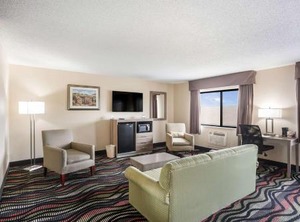 Quality Inn Cedar Rapids | Southwest Area