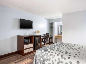 Rodeway Inn Hammonton | Winslow