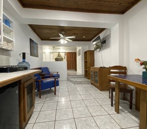Mariposa Lodge West 