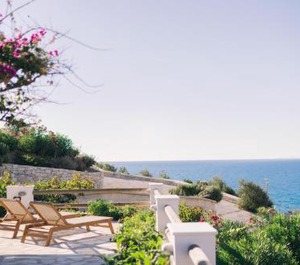 Mikra Bay Vineyard Guesthouses 