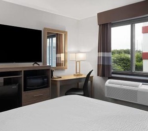 Surestay Hotel 