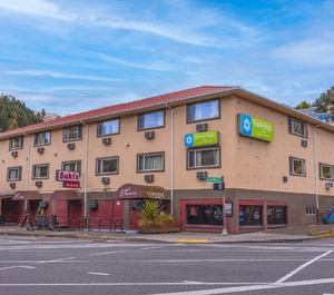 Surestay Hotel 