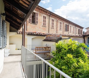 Trifulhouse Alba 