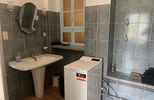 Luxeuil-les-Bains Apartment | à 800 m des Thermes Appartement F2 Spacieux Tout Équipé