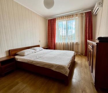 Cherkasy Apartment | Апартаменти з трьома роздільними спальнями!
