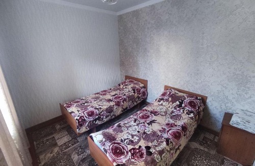 Cholpon-Ata House | Гостевой дом Кербен