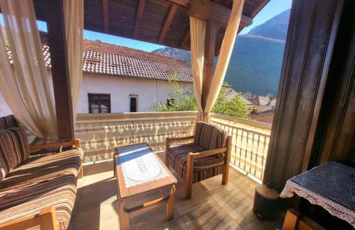 Kazanlak Apartment | Йони