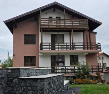 Sapareva Banya House | Къща за гости Коларски