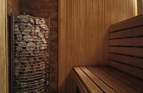 Prymors'kyi district House | Номер в доме у моря с бассейном