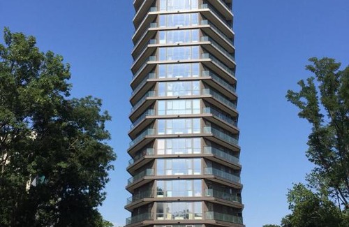 Prymors'kyi district Apartment | Улучшенные апартаменты с отдельной спальней в районе Аркадия