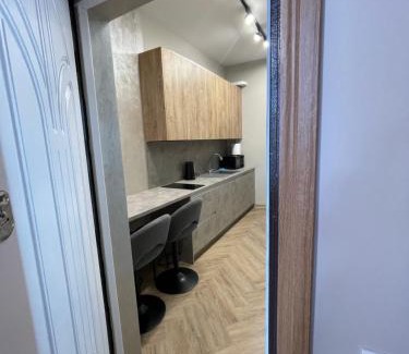Prospekt Svobody Apartment | Фурманська, 3 (центр)