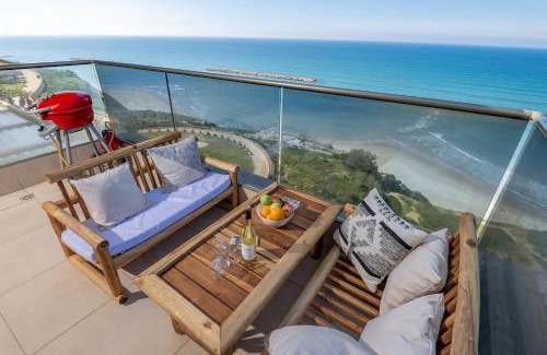 Netanya Apartment | פנטהאוז שמיים - דירות יוקרתיות על הים עם ממד,גקוזי פרטי, בריכה ונוף פנורמי לאוקיינוס