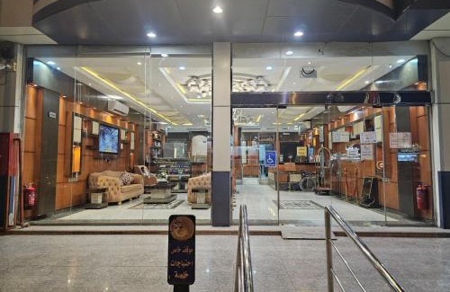 Al Aziziyah Apartment | شقق راحتي هنا 1