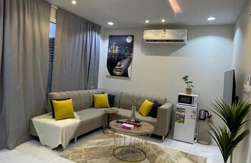 Riyadh Apartment | شقه مفروشه بسطح بفيلا منفصله