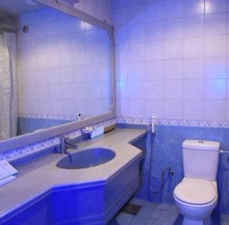 Medina Hotel | فندق رؤى الاندلس البلاتينى