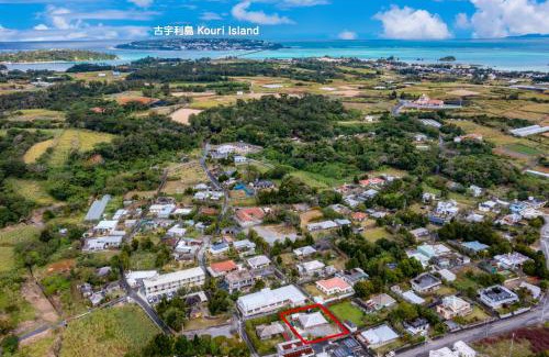 Yohena Villa | サウナでととのうpono 118は古宇利島から車で10分でお庭付き一棟貸