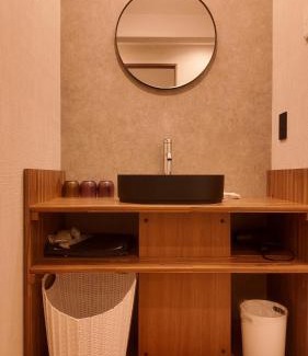 Nagawa Apartment | 和居 汐和 洗練デザインの上質空間 ユニバーサルスタジオジャパン近く