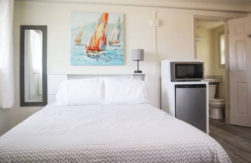 West Ocean City Resort | 01. Charming one-bedroom resort with pool