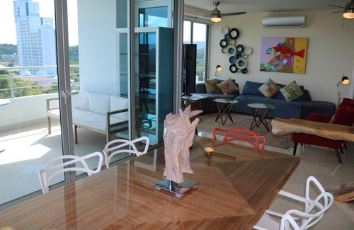 Playa Bonita Village Apartment | 07F Resort Breathtaking Ocean Views Panama Canal