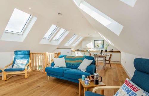 Wembury House | 1 Bed in Wembury 85355