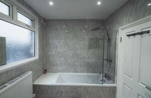 Harrow Apartment | 1 bed - Wifi - Pet Friendly - Harrow