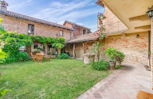 Aramengo Apartment | 1 bedroom accommodation in Aramengo