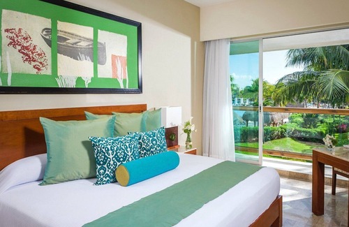 12th Street Resort | 1 Bedroom Suite at VIDANTA GRAND MAYAN!