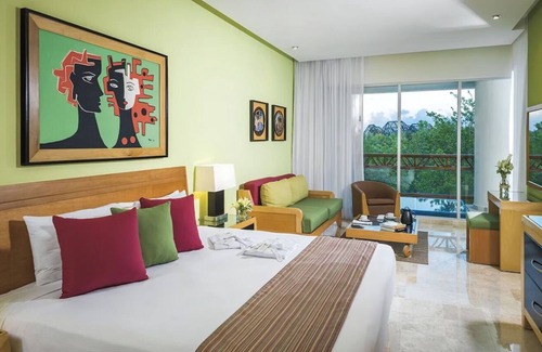 12th Street Resort | 1 Bedroom Suite at VIDANTA GRAND MAYAN!