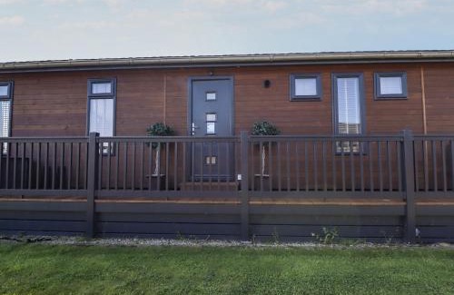 Oakmere House | 1 Delamere Point