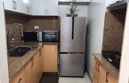 Socorro Condo | 1 master bedroom and 1 small bedroom in condo unit at Manhattan plaza