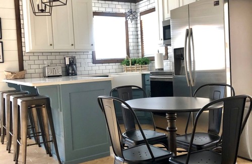 Gumlog Cottage | 1 MILE FROM TUGALOO STATE PARK AND 45 MINUTES FROM CLEMSON SC