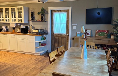 West End House | #1 on island, 2-bdm large and cozy, pool, sandy beach w/cabana, hammocks & more