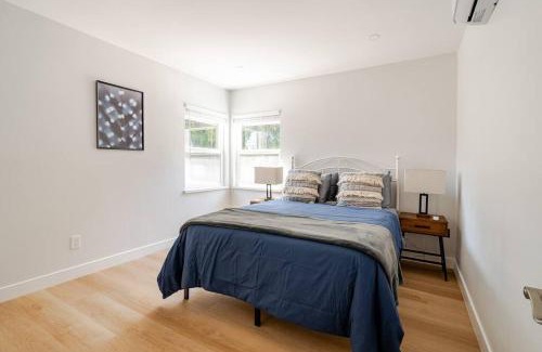 Palo Alto Apartment | 1 Palo Alto - Fully Furnished, AC, Private, Parking & Laundry