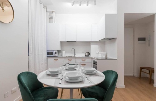 Porta Genova Apartment | 100 m² Apartment ∙ 2 bedrooms ∙ 4 guests