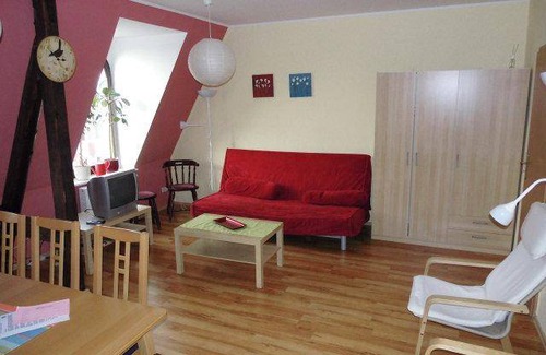 Loebtau Apartment | 100 m² Apartment ∙ 3 bedrooms ∙ 7 guests