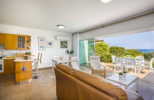 Pernera Apartment | 100 m² Apartment ∙ 3 bedrooms ∙ 5 guests