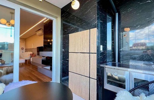 Quinta da Serra Apartment | 100 m² Apartment ∙ 3 bedrooms ∙ 9 guests