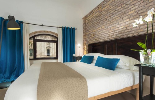 Rione VI Parione Apartment | 105 m² Apartment ∙ 3 bedrooms ∙ 6 guests
