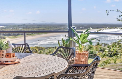 South Evans Head House | 105 Ocean Drive - Two Storey Brick Home