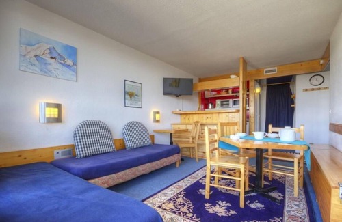 Arc-1800 Apartment | 10m from ski slopes, 2nd floor, view valley, balcony, tv, 33m², Les Arcs