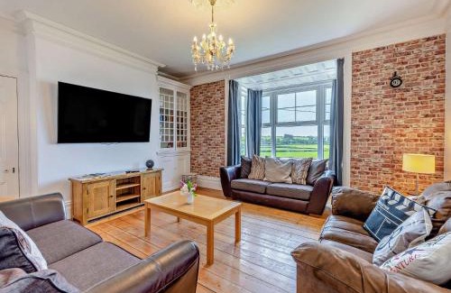 Instow House | 11 Bed in Instow REDLA