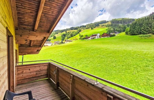 Saalbach-Hinterglemm Apartment | 110 m² Apartment ∙ 5 bedrooms ∙ 10 guests