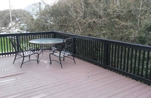 Vilano Beach Apartment | 1100 Sq Ft One Bedroom - 1 Block to Uncrowded Beach